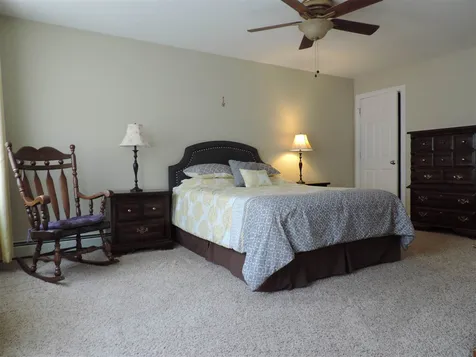 8 Rinny Lane Exeter NH 03833