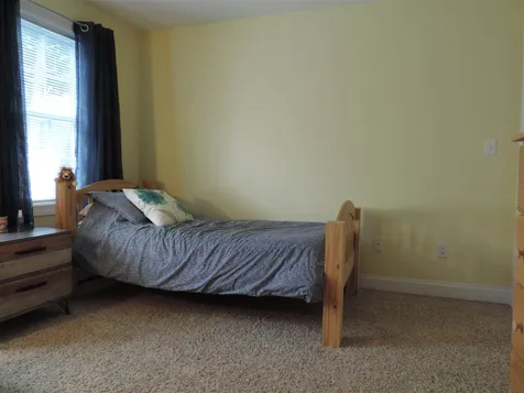 8 Rinny Lane Exeter NH 03833