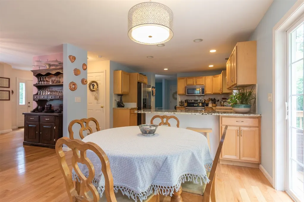 295 Prescott Road Epping NH 03042