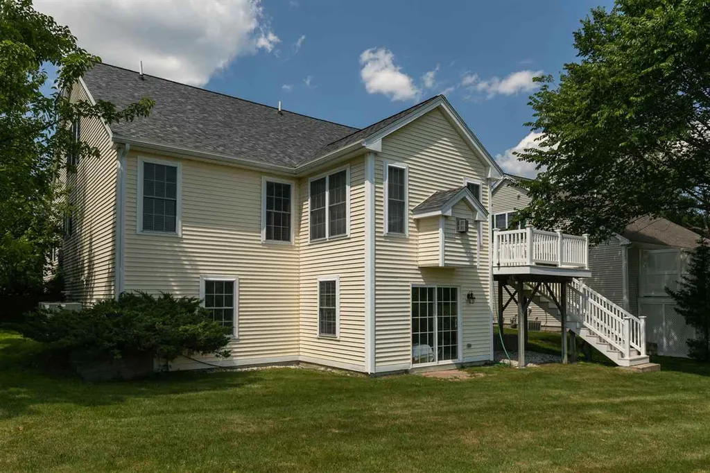 16 Augusta Way Dover NH 03820