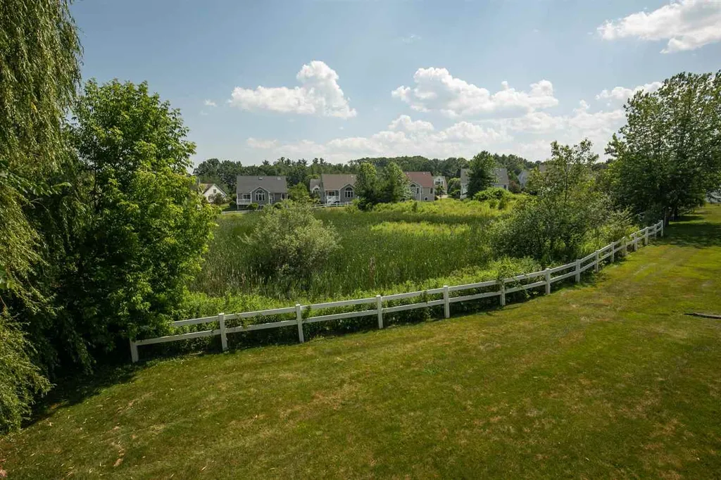 16 Augusta Way Dover NH 03820