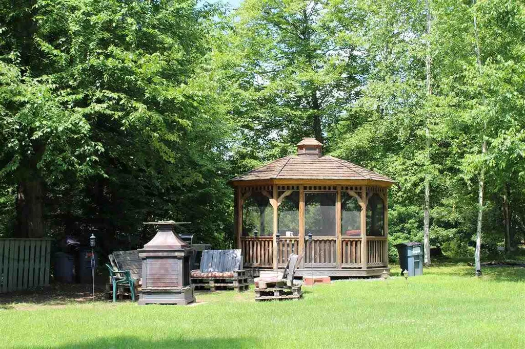 688 River Road Charlestown NH 03603