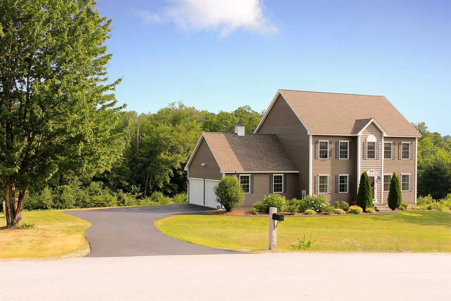 16 Christian Farm Drive New Boston NH 03070