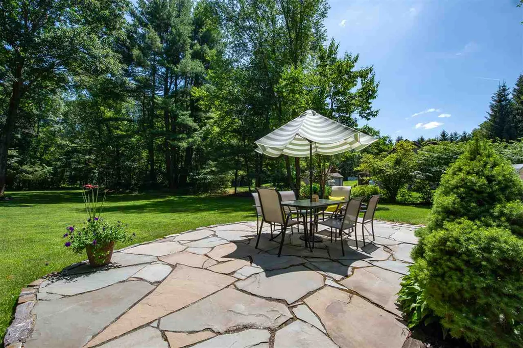 330 Ash Swamp Road Newmarket NH 03857