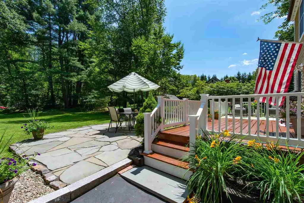 330 Ash Swamp Road Newmarket NH 03857