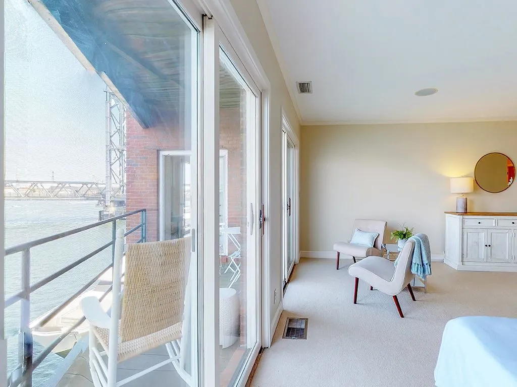 135 Bow Street Portsmouth NH 03801