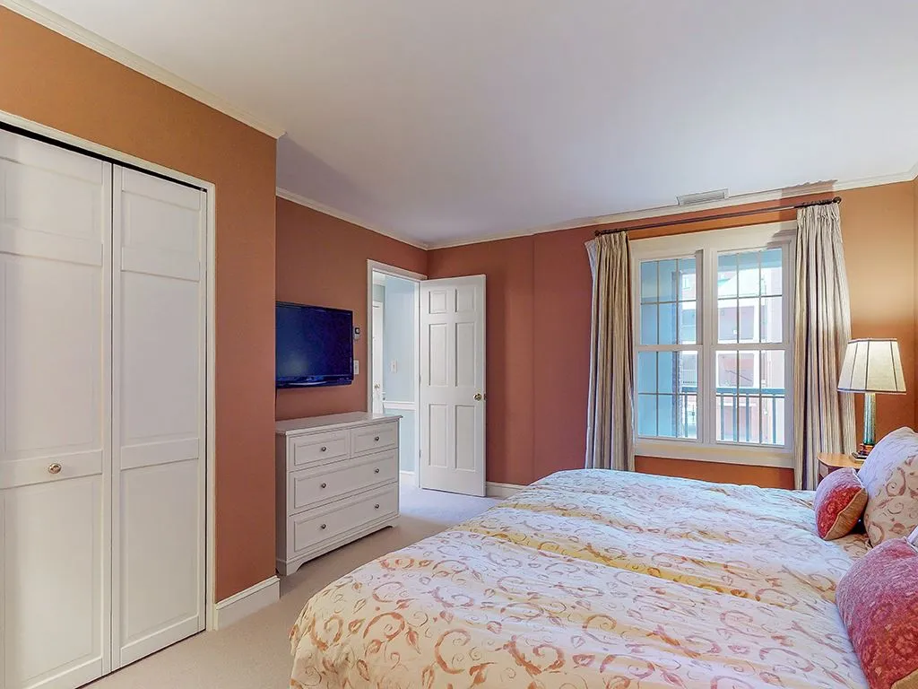 135 Bow Street Portsmouth NH 03801