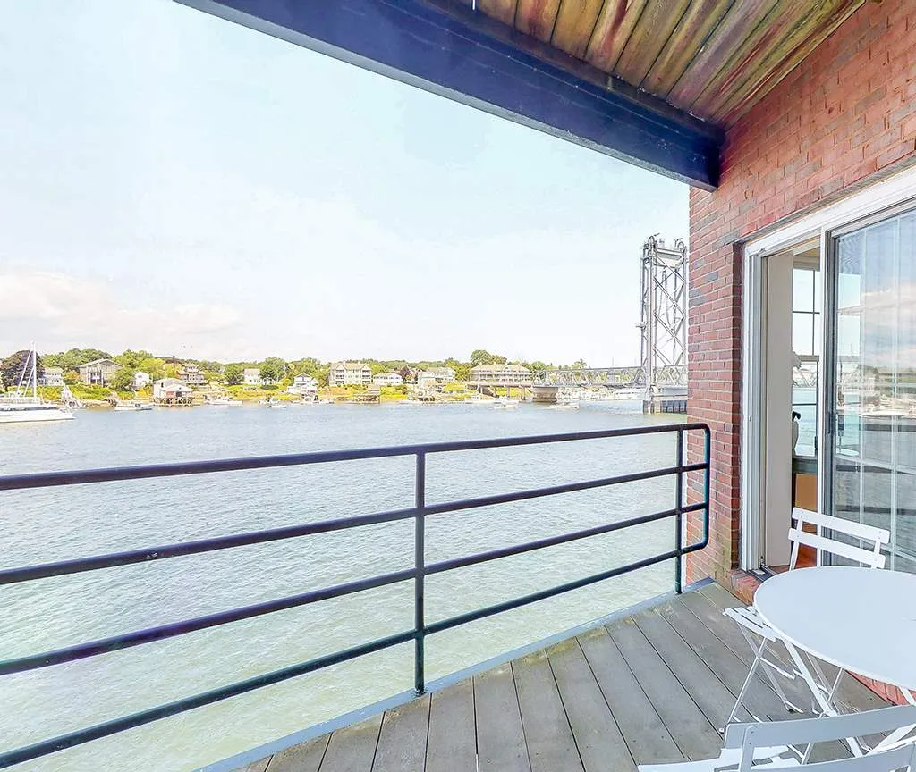 135 Bow Street Portsmouth NH 03801