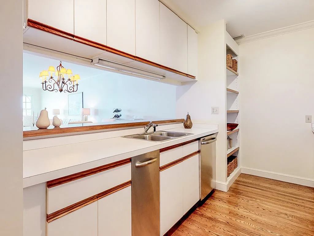 135 Bow Street Portsmouth NH 03801