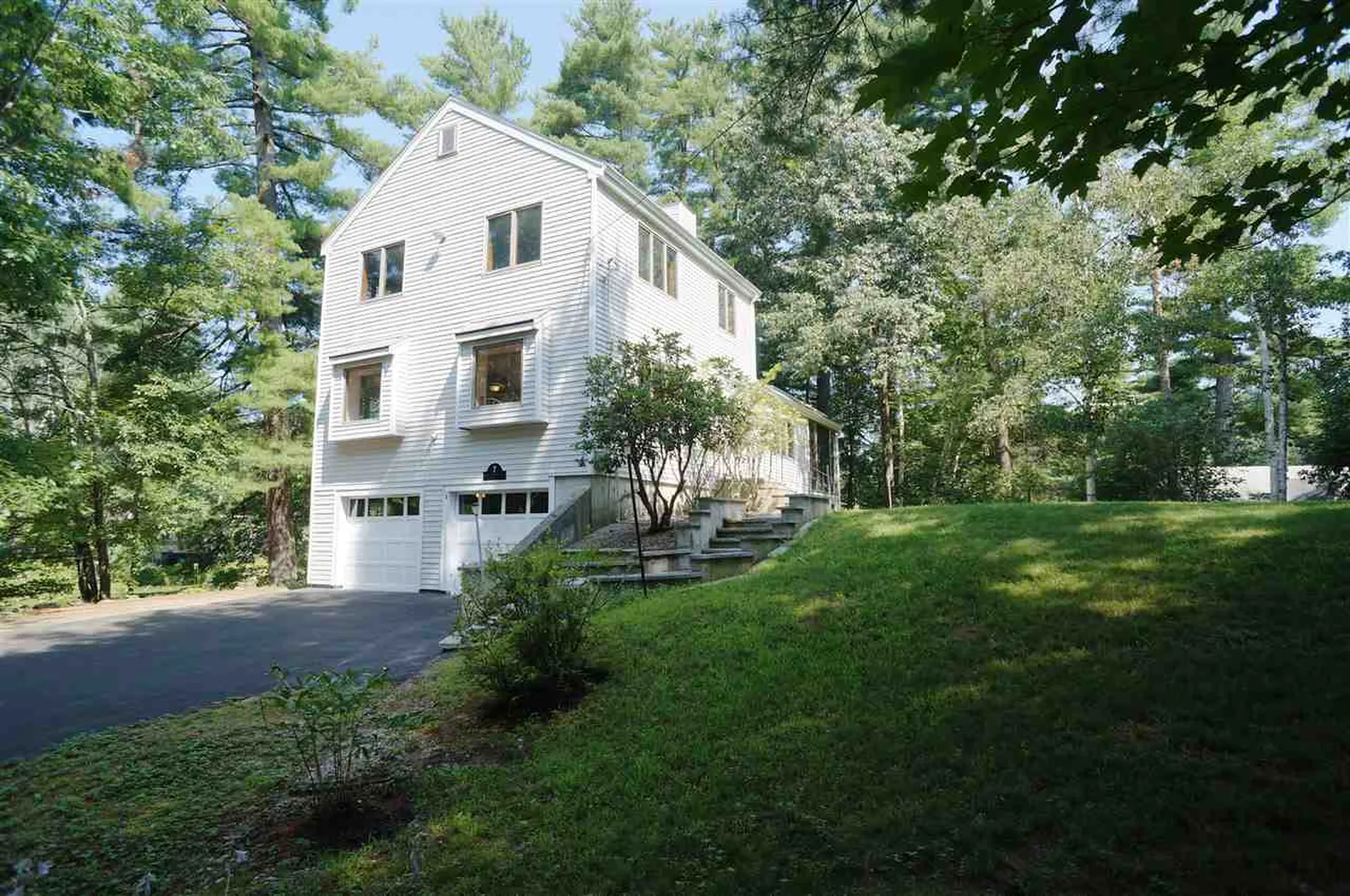 7 Seavey Road Windham NH 03087