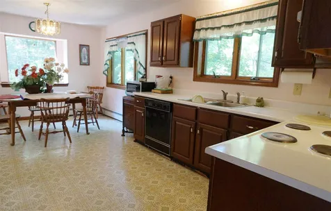 7 Seavey Road Windham NH 03087