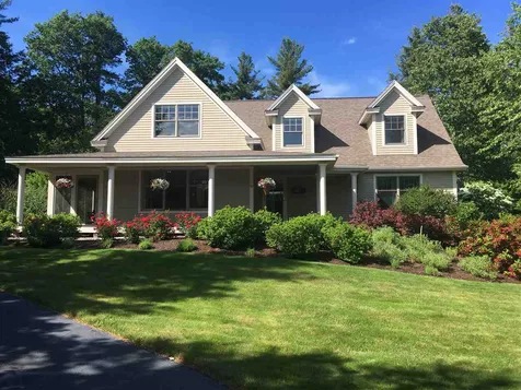 18 Scanlon Way Newfields NH 03856