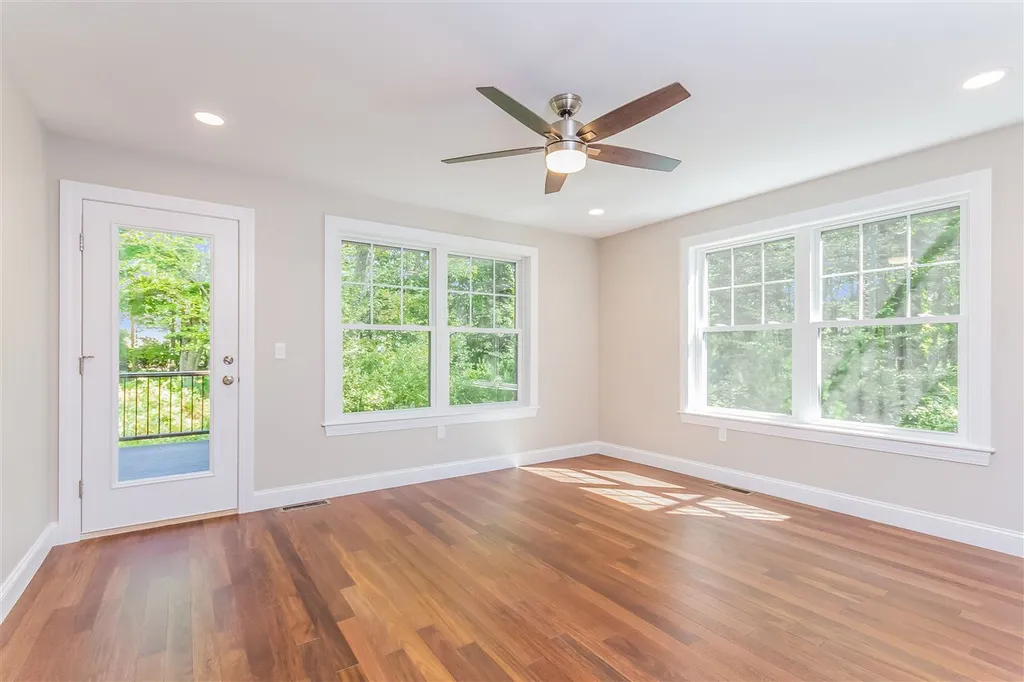 8 Maple Avenue Rye NH 03870