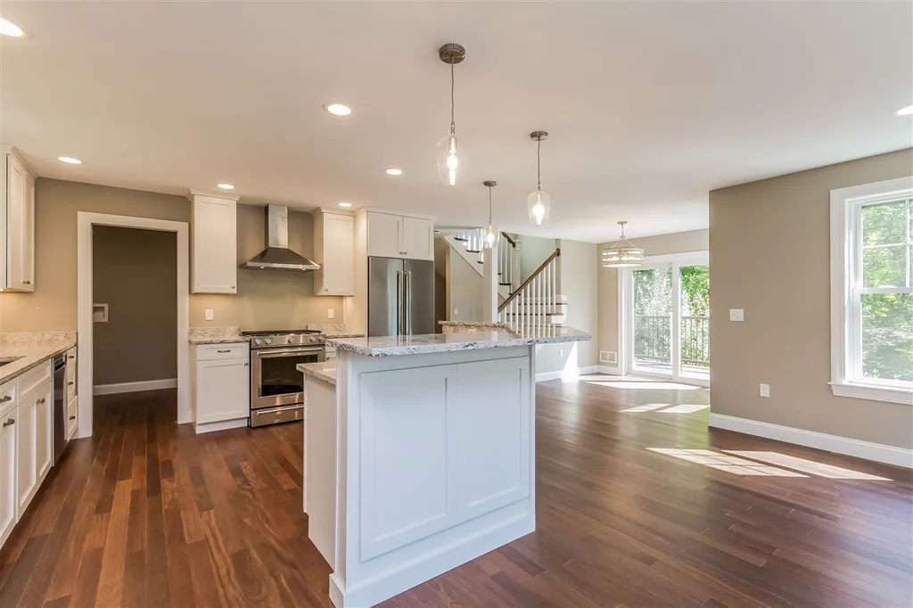 8 Maple Avenue Rye NH 03870