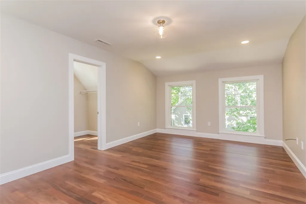 8 Maple Avenue Rye NH 03870
