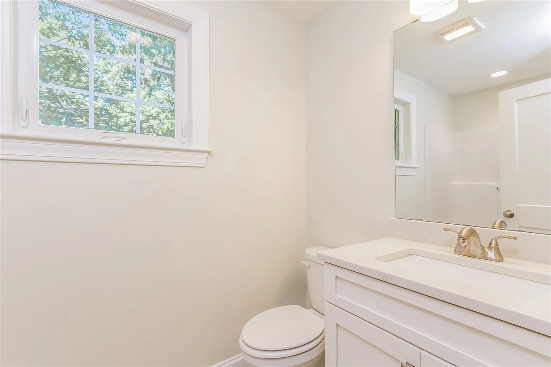 8 Maple Avenue Rye NH 03870