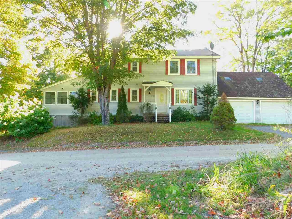 13 Meadow Road Harrisville NH 03450