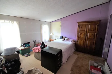 60 Spruce Road Danville NH 03819