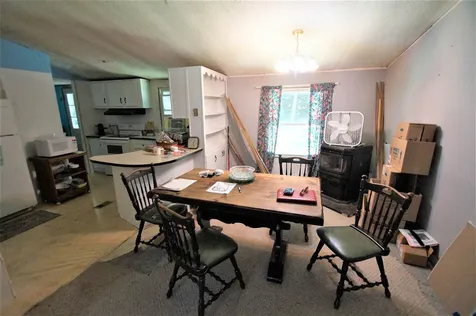 60 Spruce Road Danville NH 03819