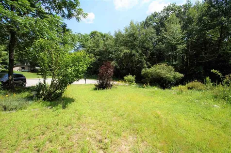 60 Spruce Road Danville NH 03819
