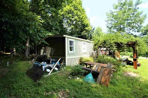 60 Spruce Road Danville NH 03819