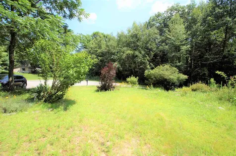 60 Spruce Road Danville NH 03819