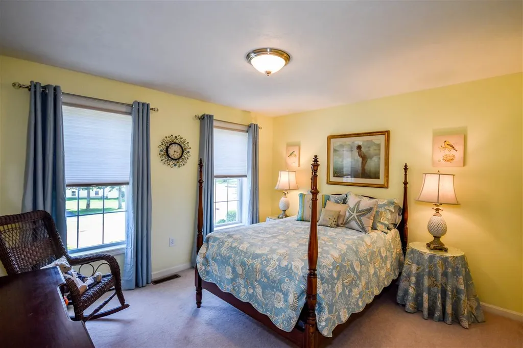 38 Hickory Lane Somersworth NH 03878