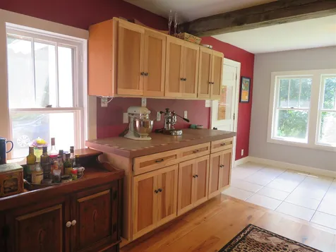 18 Cross Street Newfane VT 05345