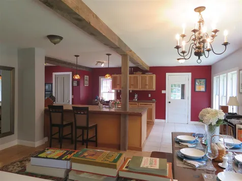 18 Cross Street Newfane VT 05345