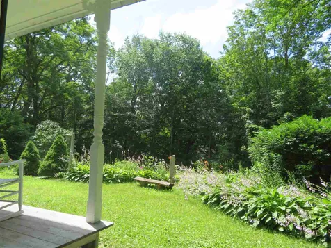 18 Cross Street Newfane VT 05345