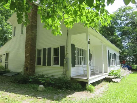 18 Cross Street Newfane VT 05345