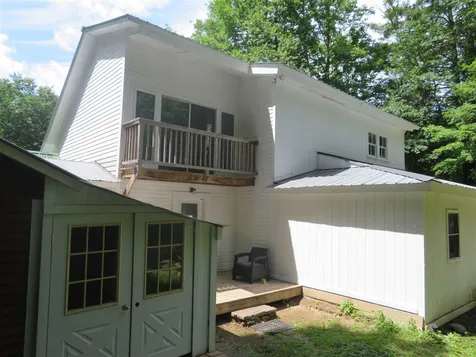 18 Cross Street Newfane VT 05345