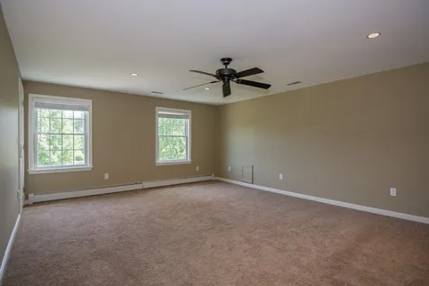 20 Ticklefancy Lane Salem NH 03079