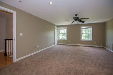 20 Ticklefancy Lane Salem NH 03079