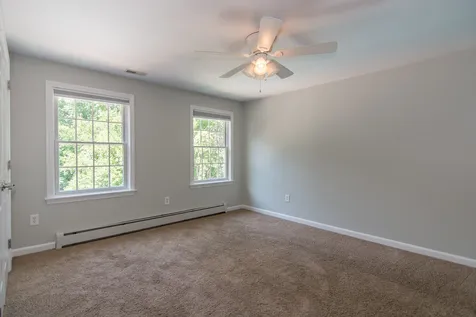 20 Ticklefancy Lane Salem NH 03079
