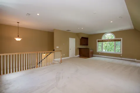 20 Ticklefancy Lane Salem NH 03079