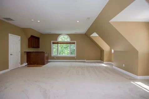20 Ticklefancy Lane Salem NH 03079