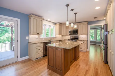 20 Ticklefancy Lane Salem NH 03079