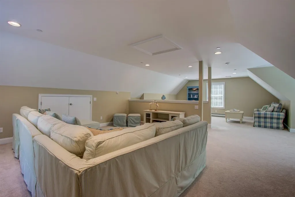 57 Nason Road Hampton Falls NH 03844