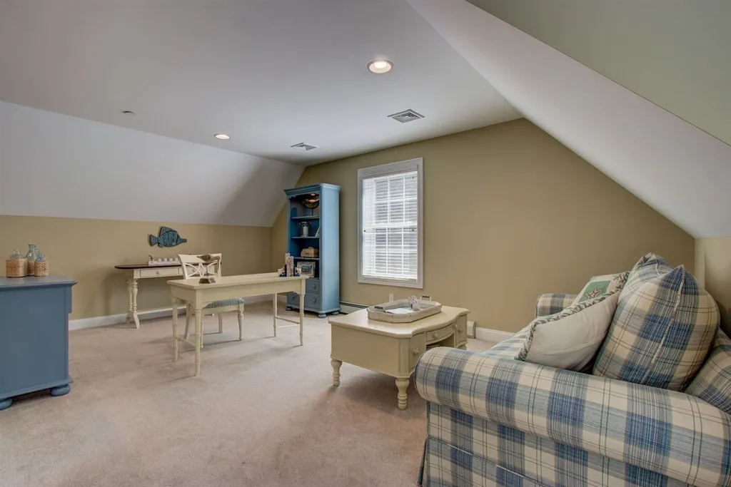57 Nason Road Hampton Falls NH 03844