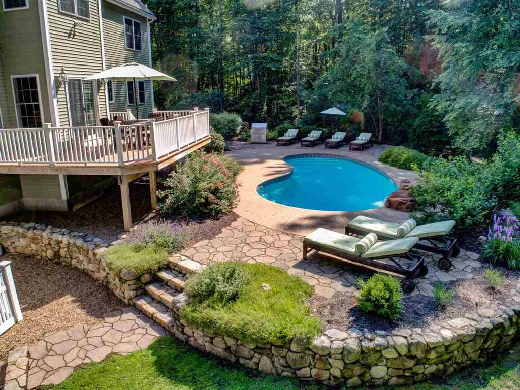 57 Nason Road Hampton Falls NH 03844
