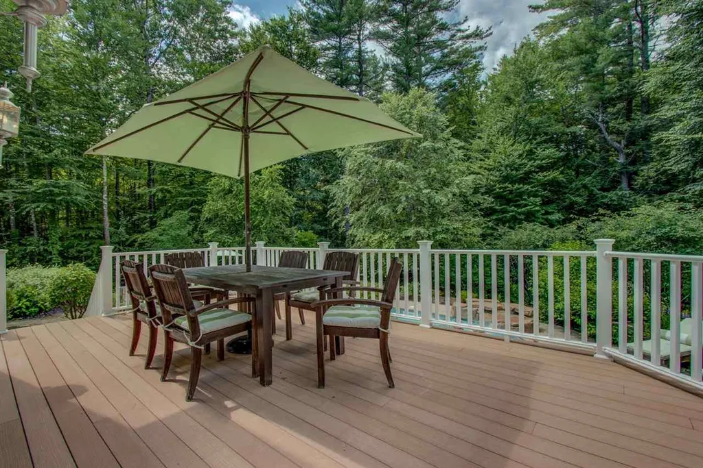 57 Nason Road Hampton Falls NH 03844