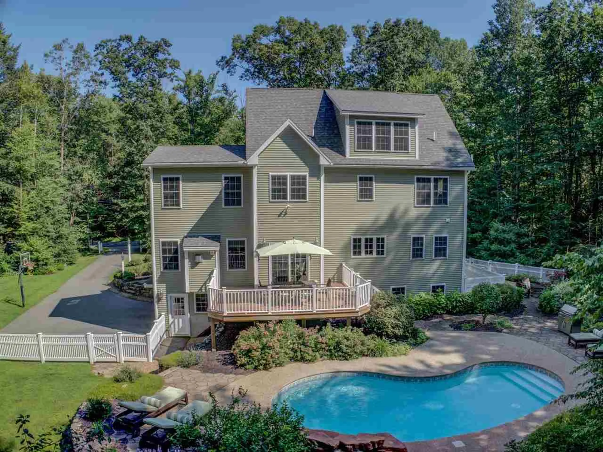 57 Nason Road Hampton Falls NH 03844