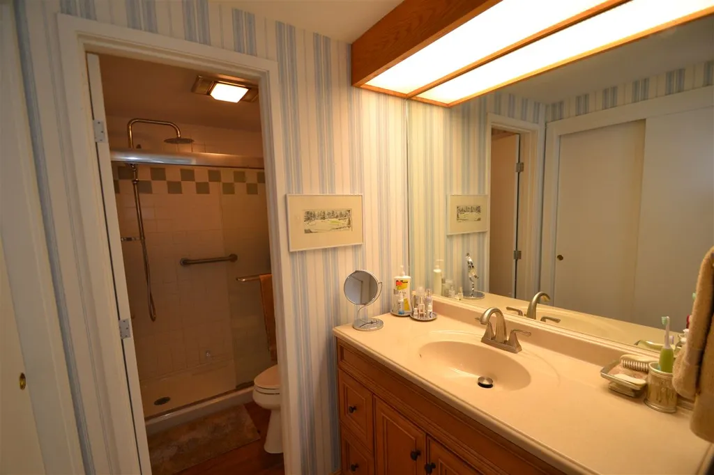 102 Bridges Resort Road Warren VT 05674