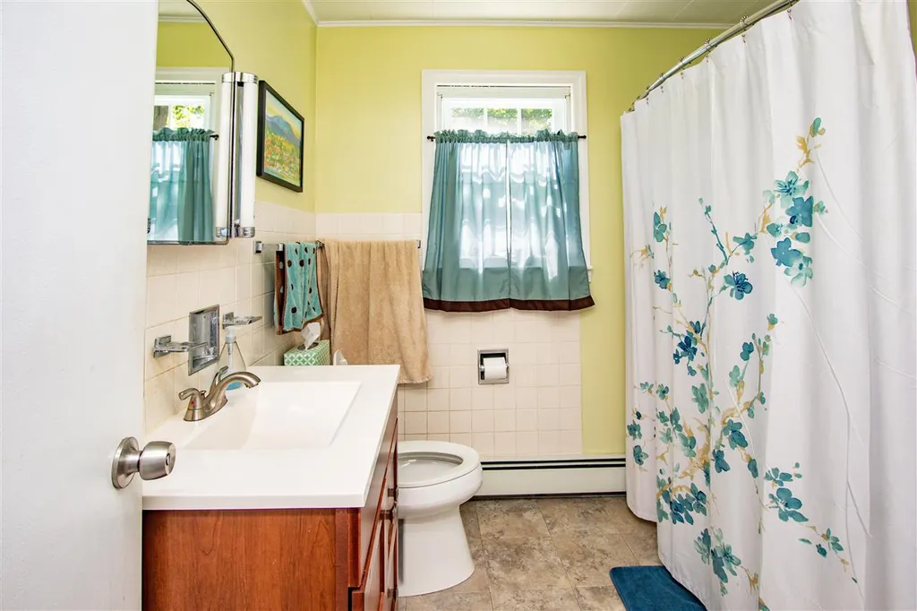 67 Leonard Street Burlington VT 05408
