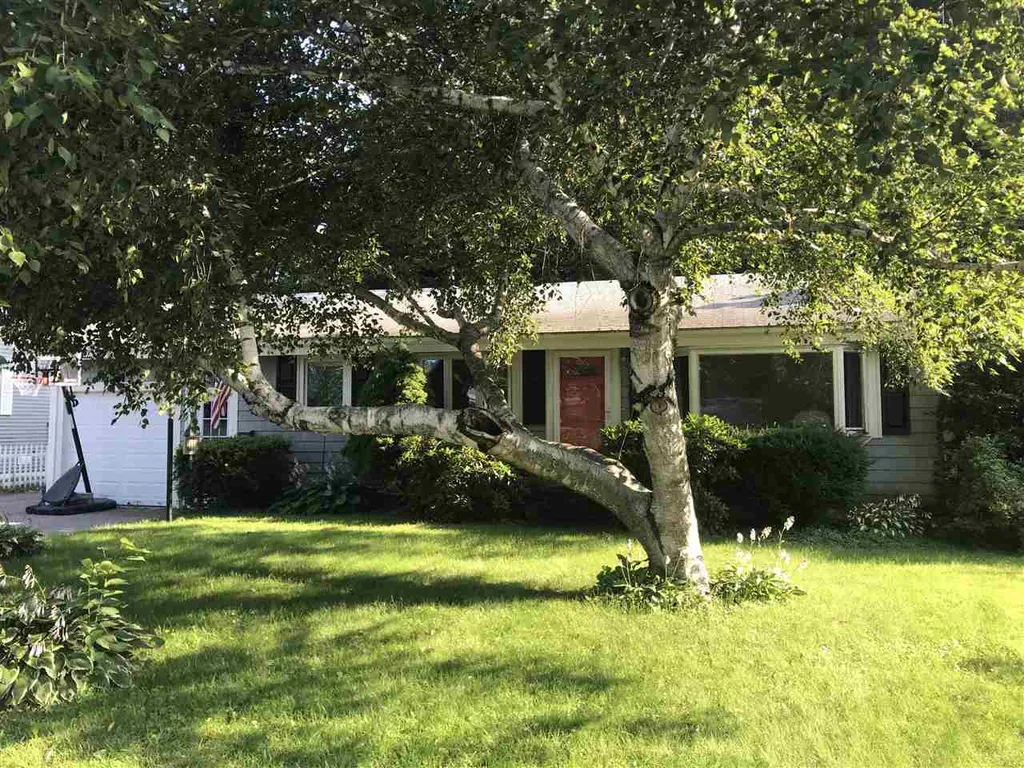 16 Edgewood Road Portsmouth NH 03801