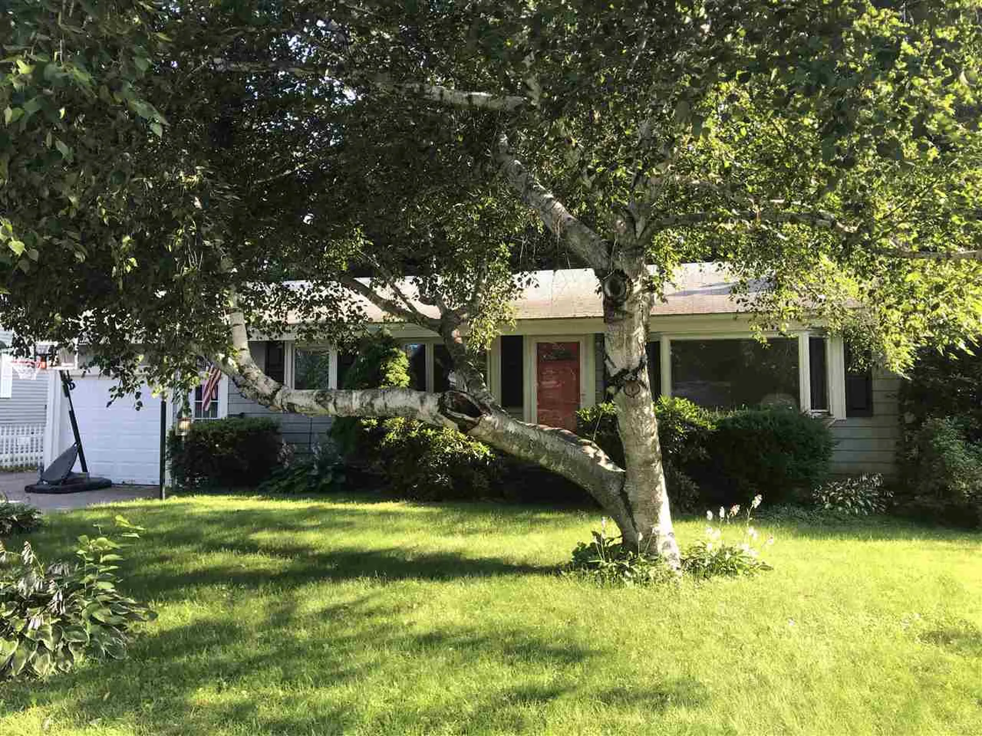 16 Edgewood Road Portsmouth NH 03801