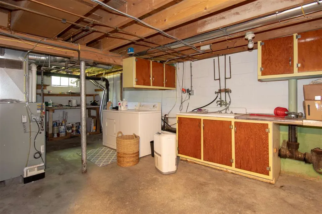 90 Woodlawn Road Burlington VT 05408