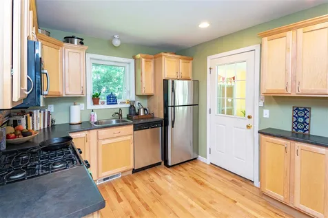 90 Woodlawn Road Burlington VT 05408