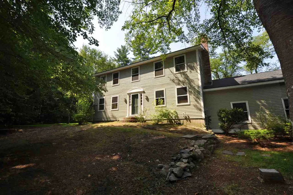 14 Southgate Road Hollis NH 03049